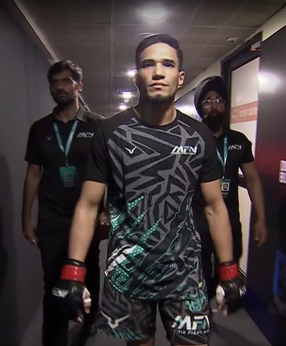［ MMA ］ MMA NRNL Tee / Black_XL Buy Venum MMA VT T-Shirt - Matte/Black at Amazon.in