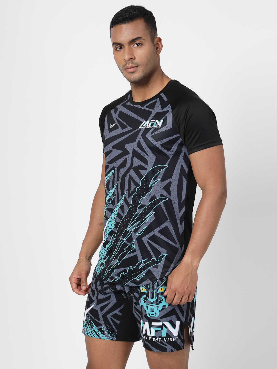Invincible Men's MFN 17 Replica T-Shirts