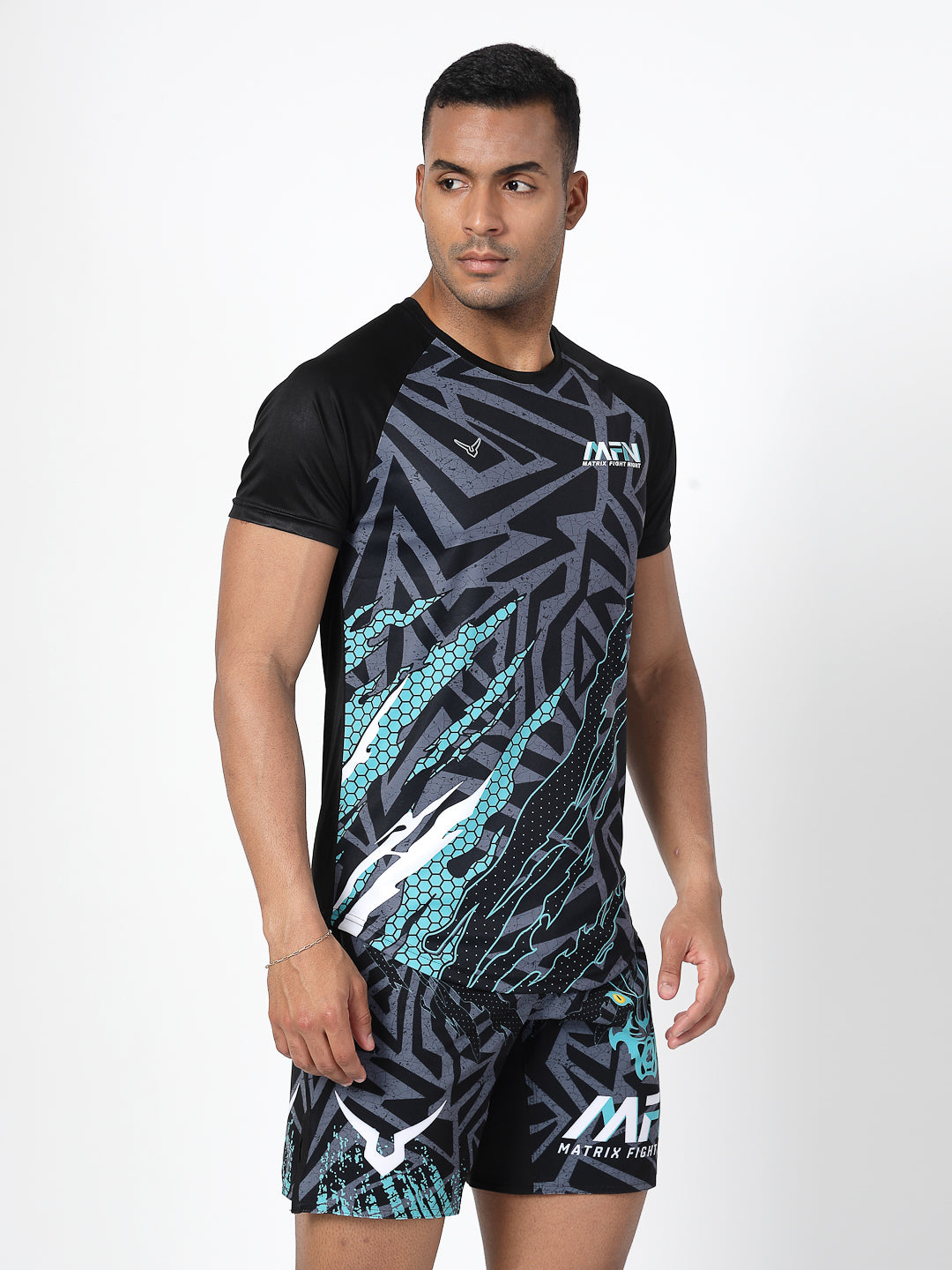 Invincible Men's MFN 17 Replica T-Shirts