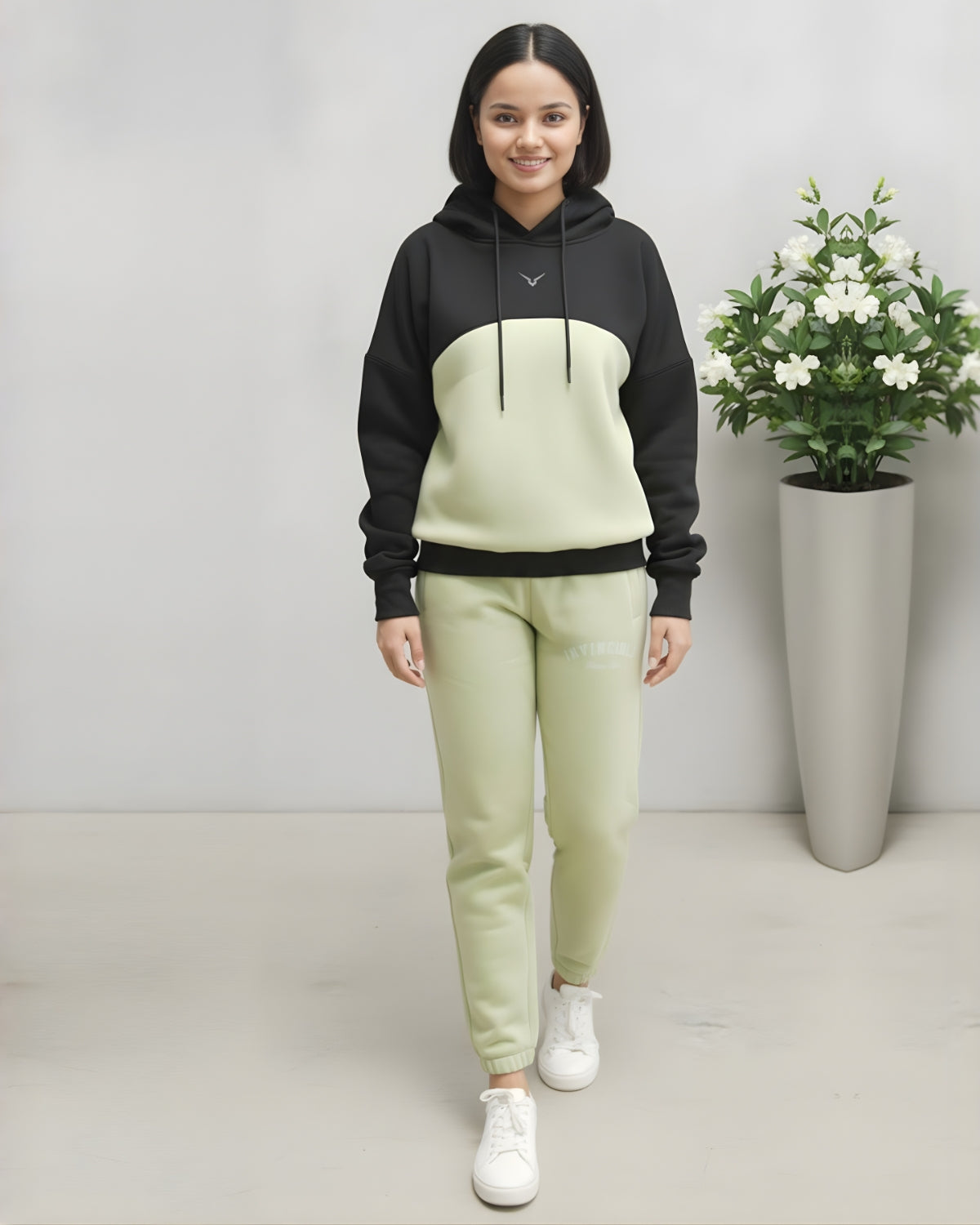 Invincible Women's Color Block Fleece Hoody