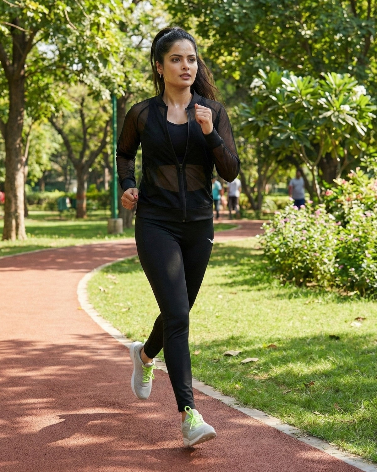 Invincible Women's Breeze Jacket