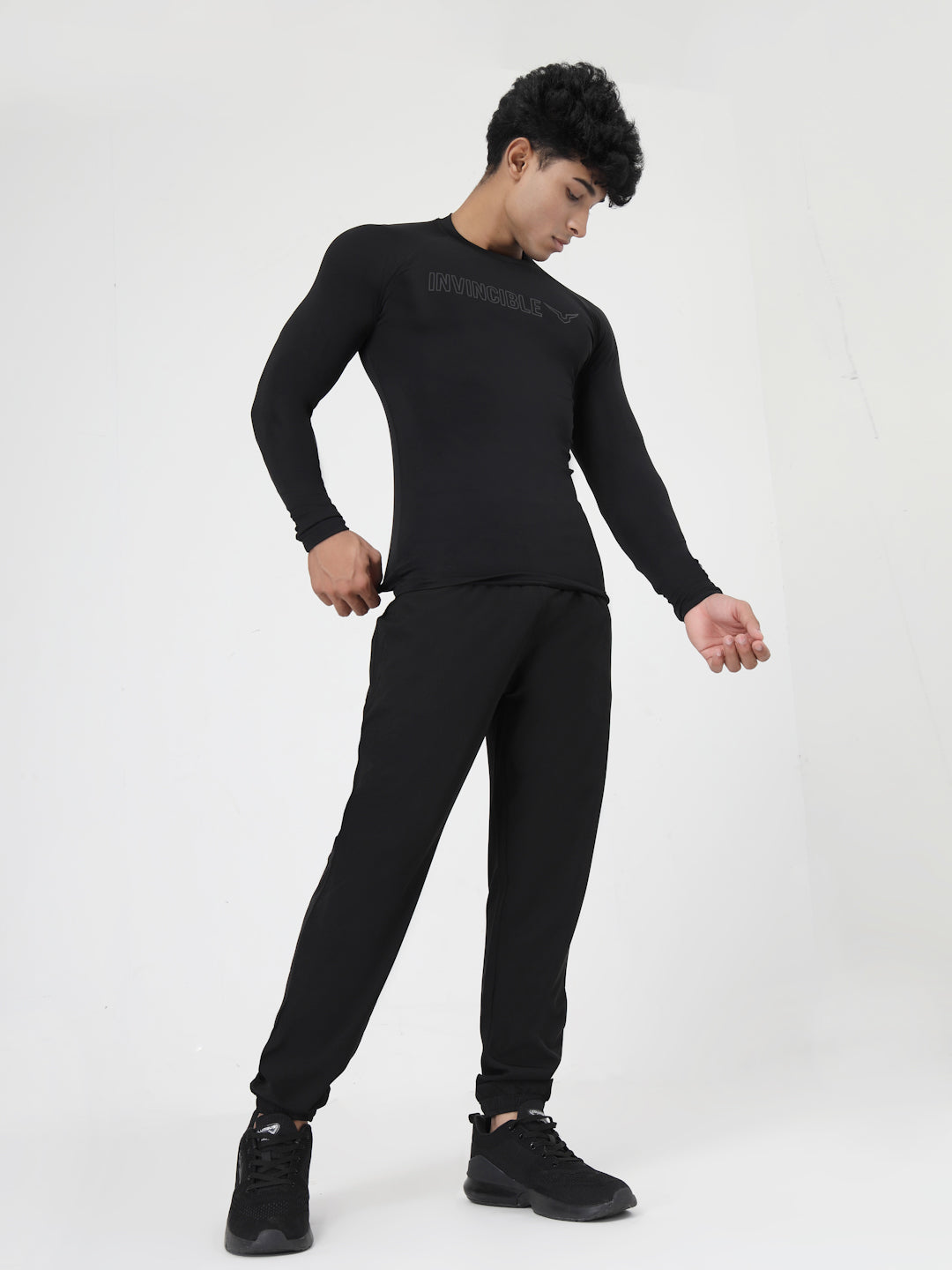 Invincible Men's Long Sleeve Rash Guard