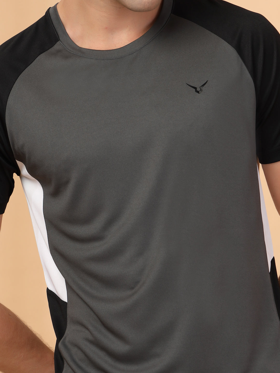 Invincible Men's Color Block Round Neck Tee