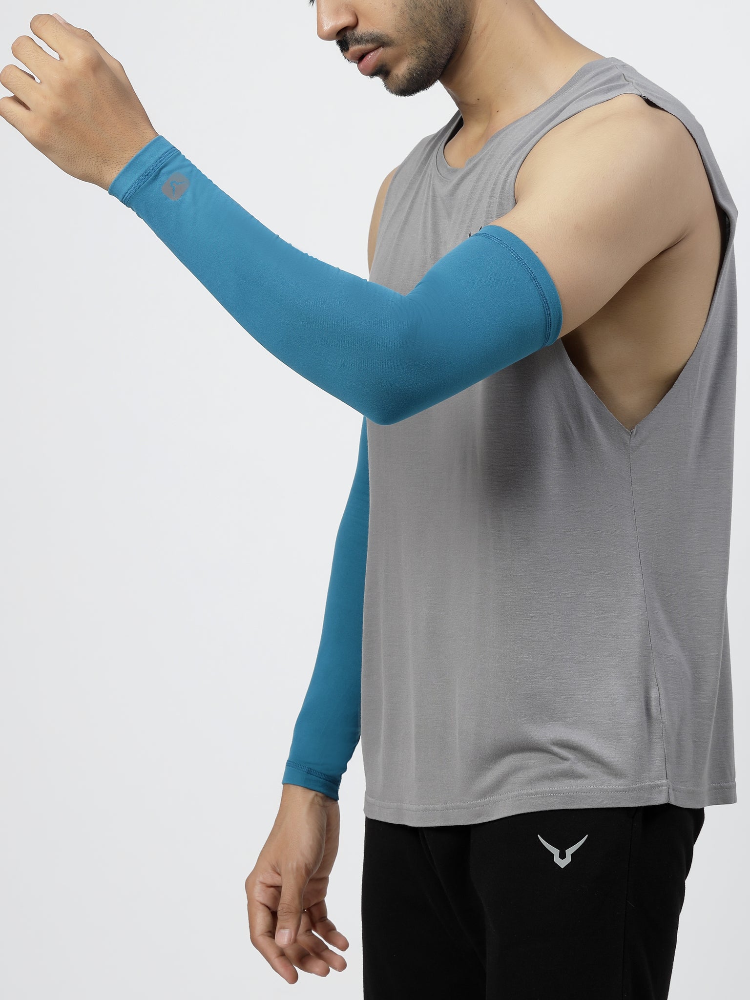 Invincible Tech Arm Sleeves