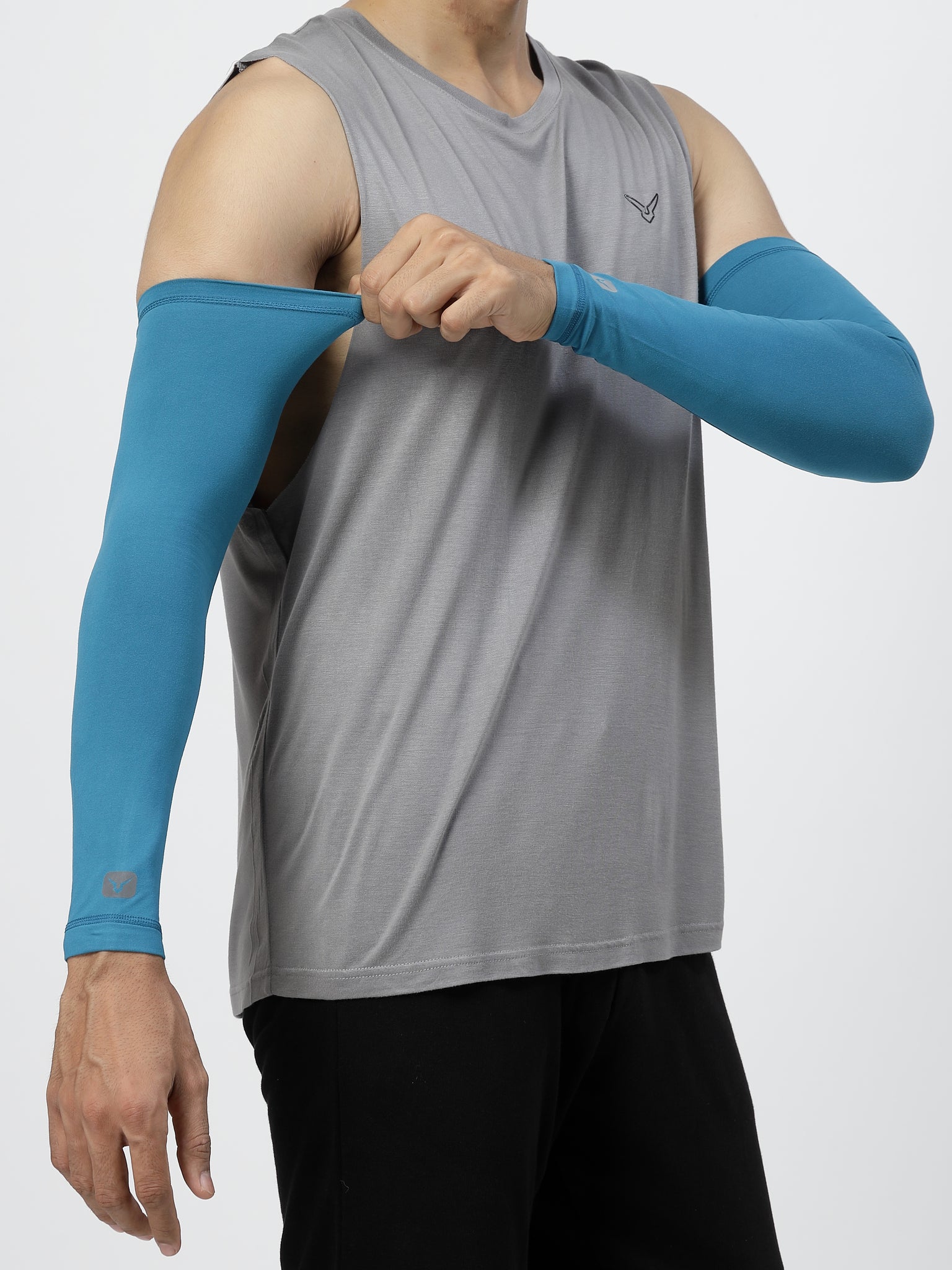 Invincible Tech Arm Sleeves