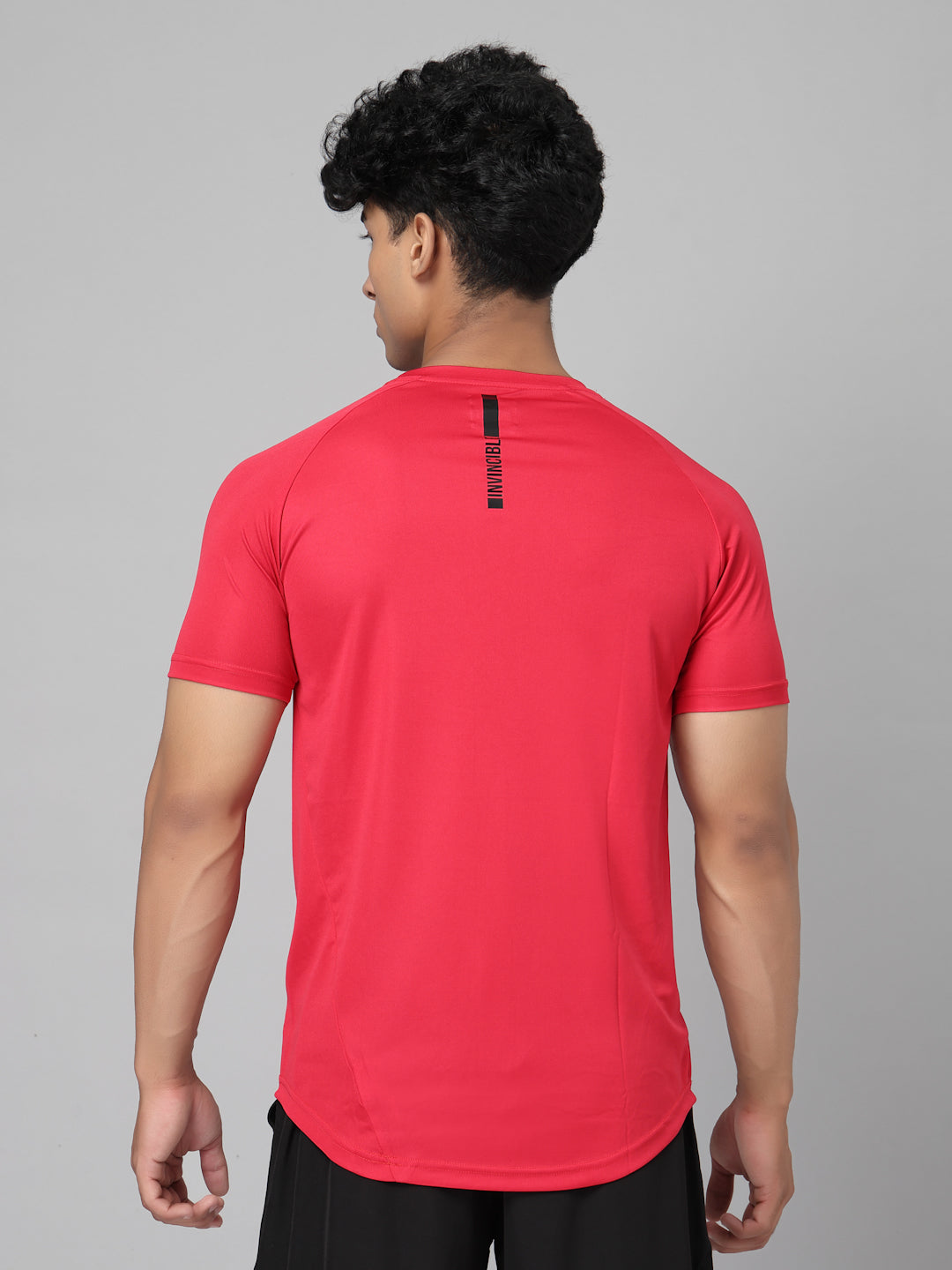 Invincible Men’s Scoop Round Neck Tee