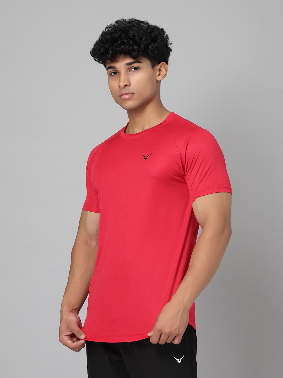 Invincible Men’s Scoop Round Neck Tee