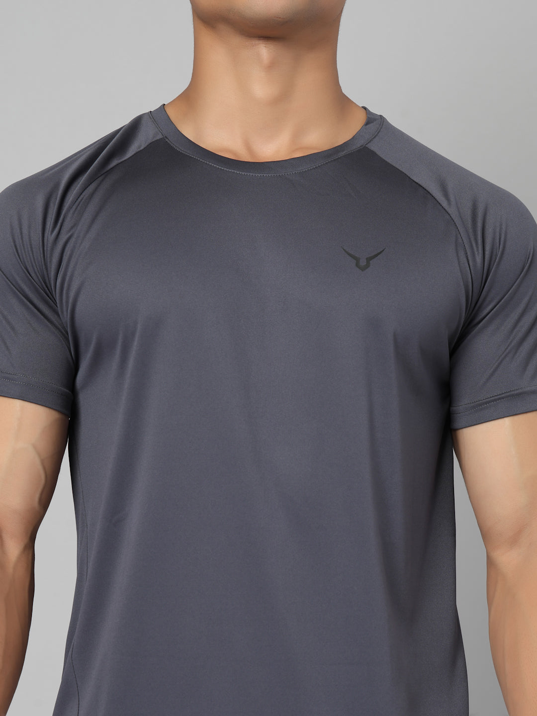 Invincible Men’s Scoop Round Neck Tee