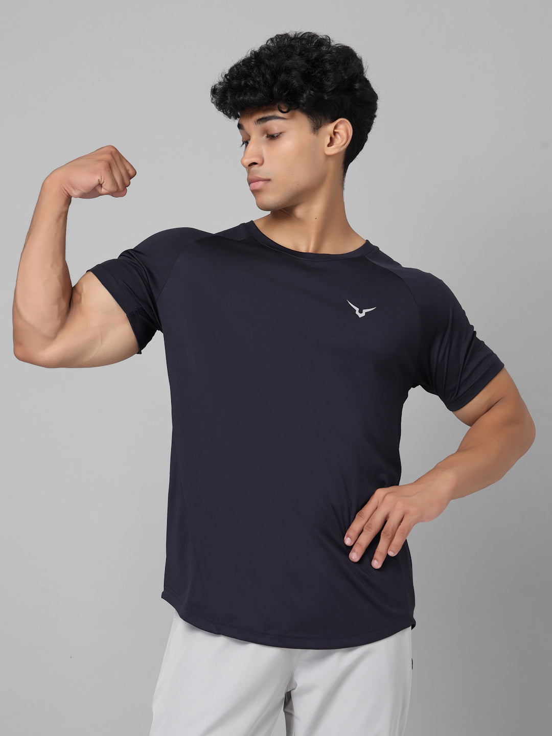 Invincible Men’s Scoop Round Neck Tee