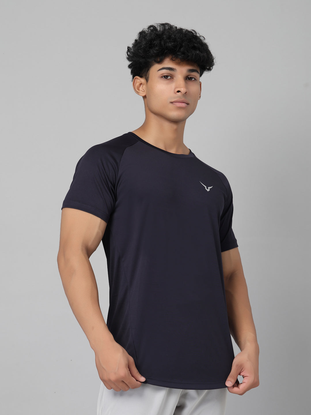 Invincible Men’s Scoop Round Neck Tee