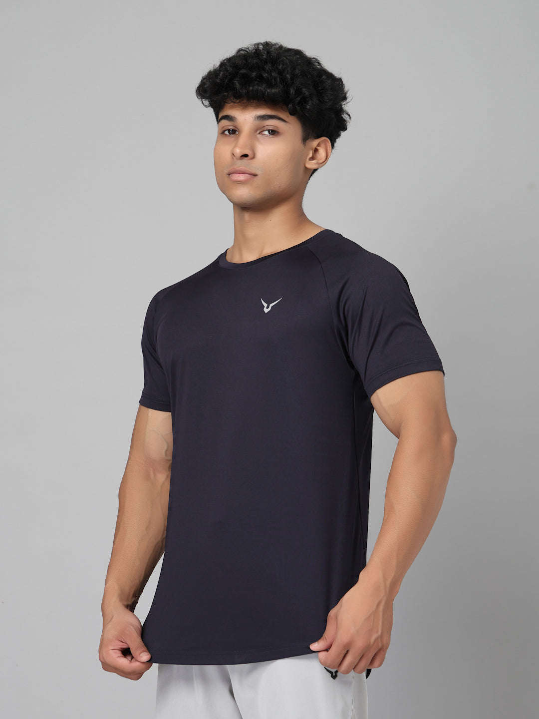 Invincible Men’s Scoop Round Neck Tee