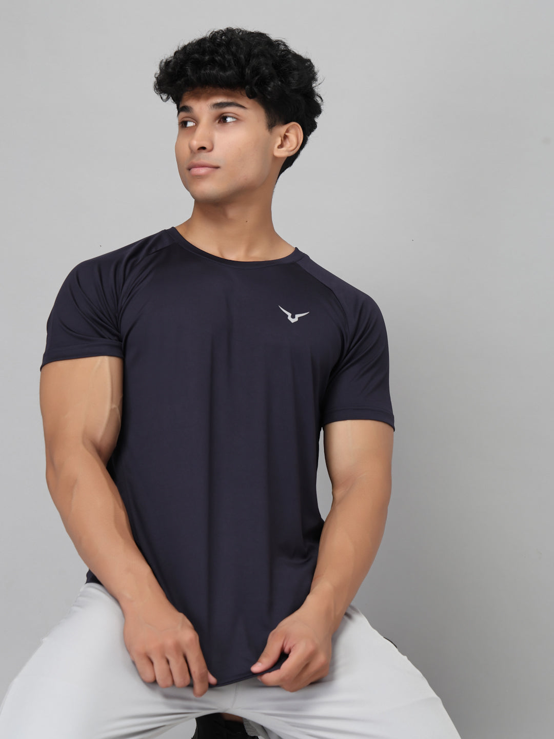 Invincible Men’s Scoop Round Neck Tee
