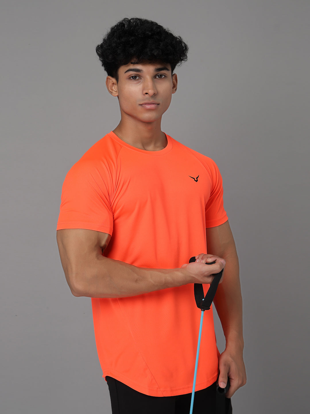 Invincible Men’s Scoop Round Neck Tee