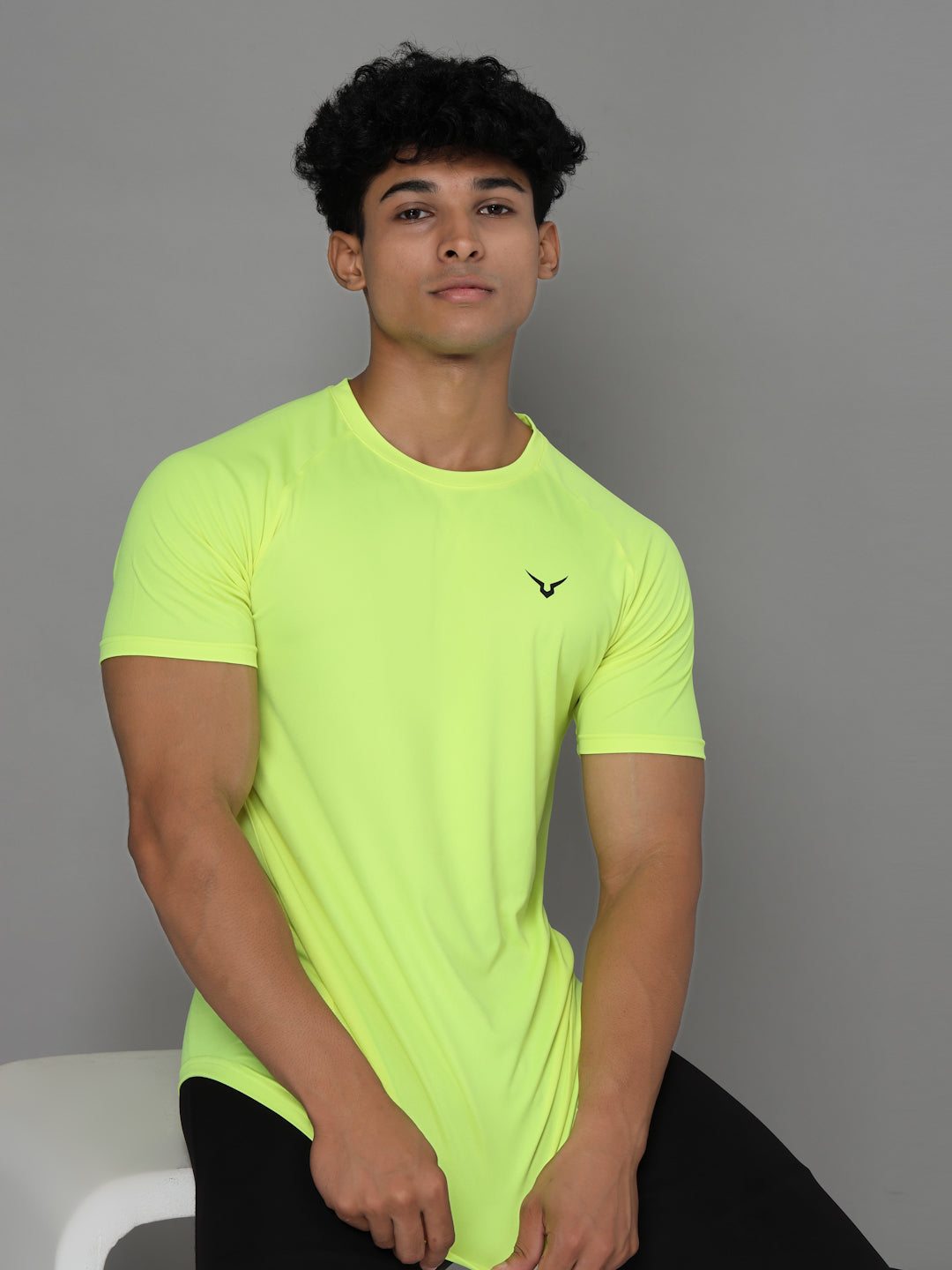 Invincible Men’s Scoop Round Neck Tee