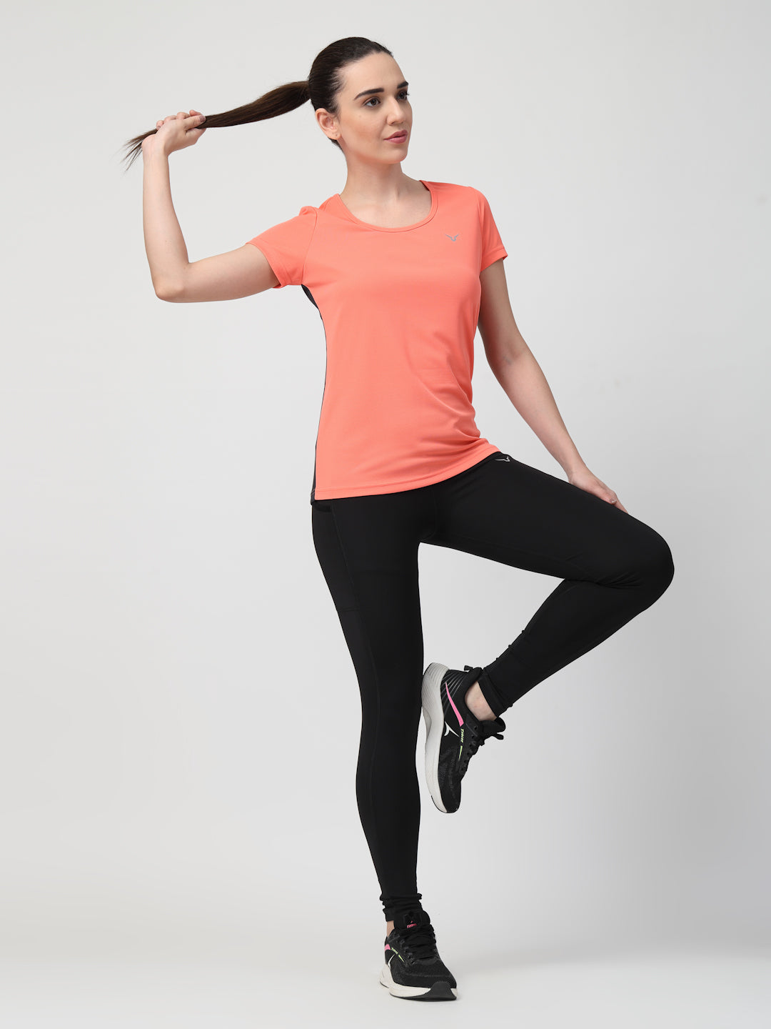 Invincible Women's Color Block T-shirt