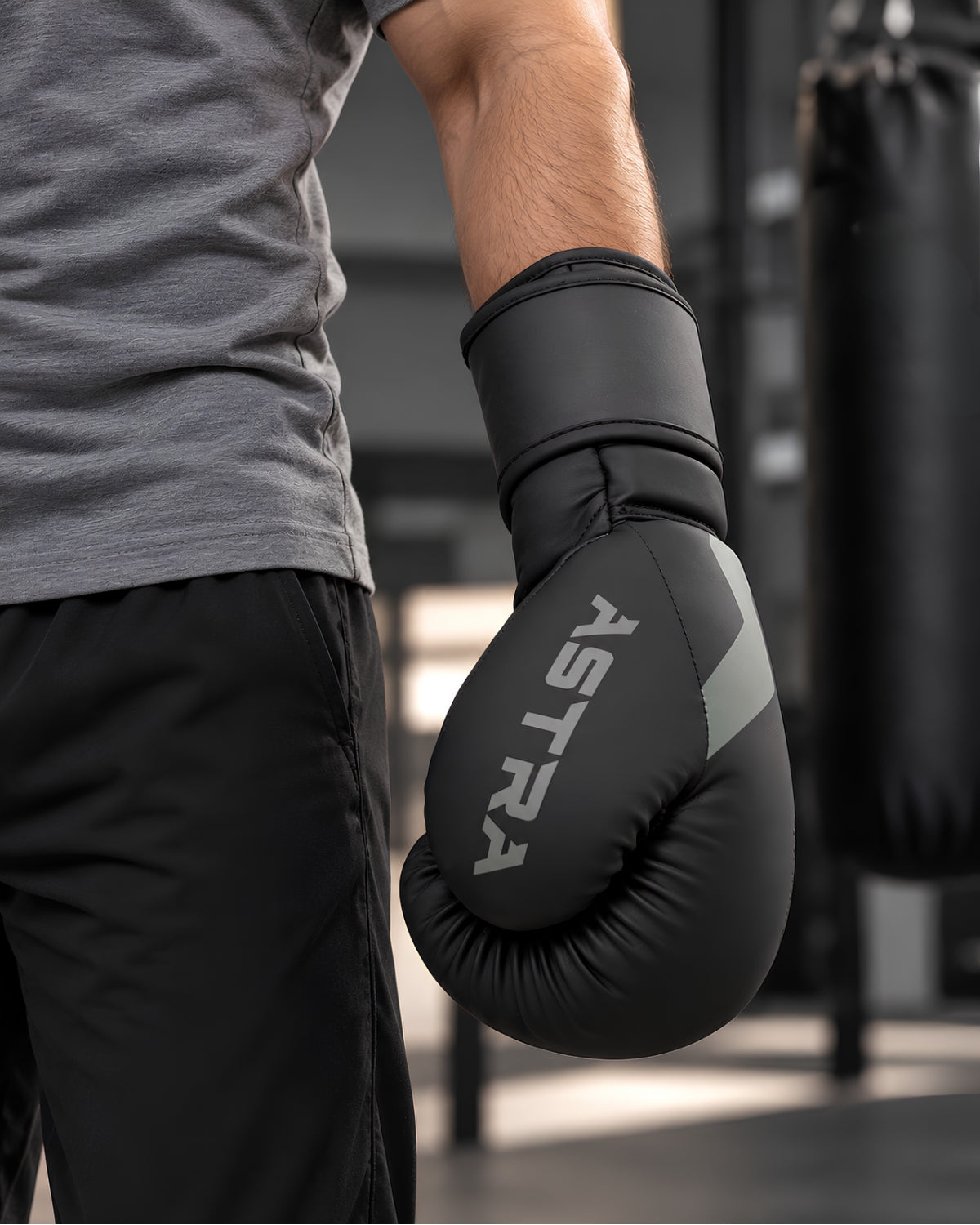 Invincible Āśtra Hook & Loop Training Gloves