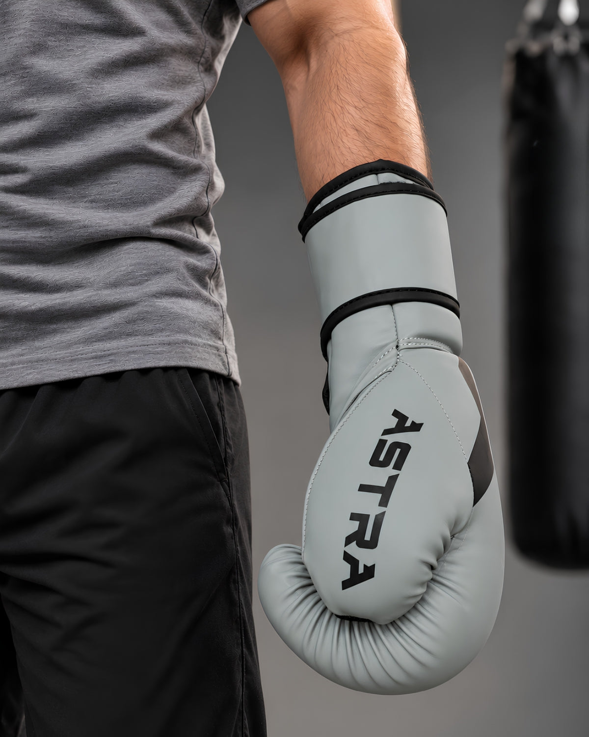 Invincible Āśtra Hook & Loop Training Gloves
