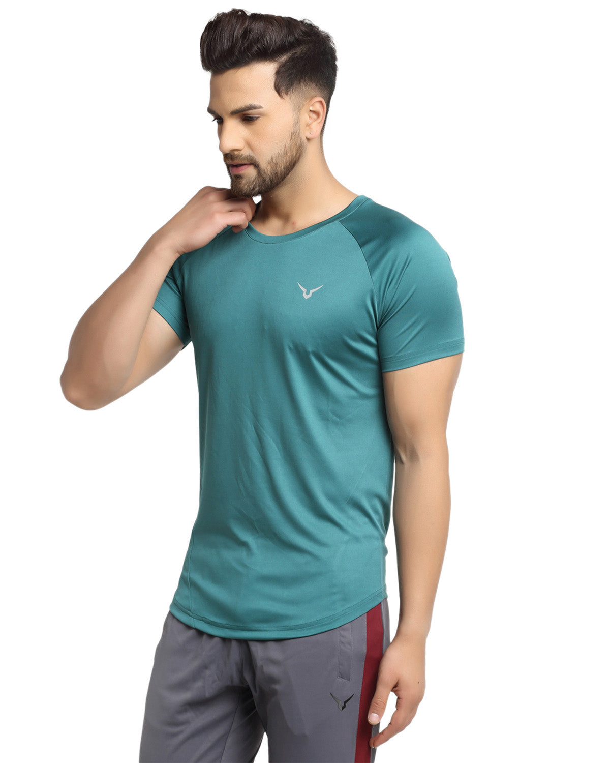 Invincible Men’s Scoop Round Neck Tee