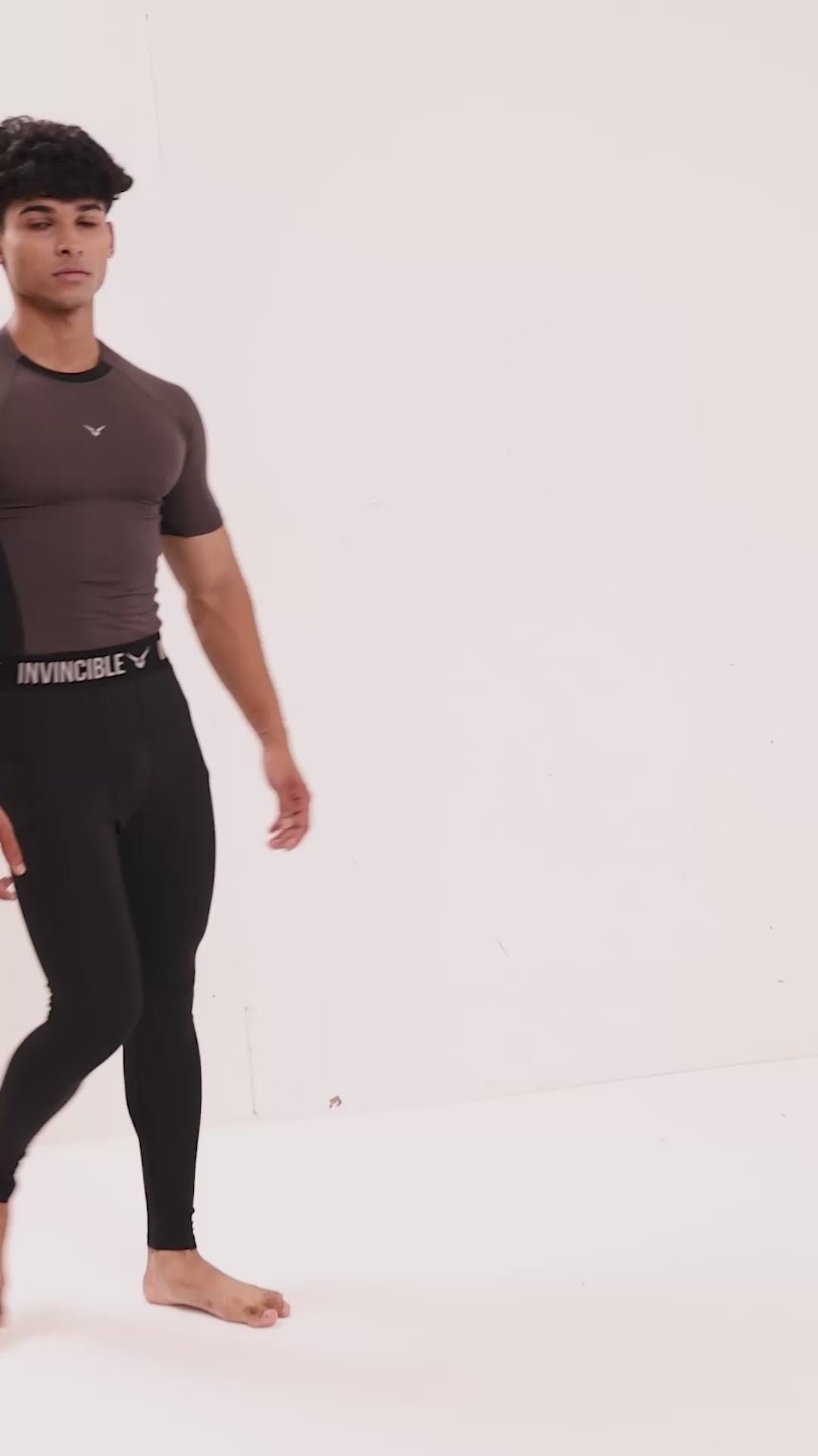Invincible Men's Compression Leggings
