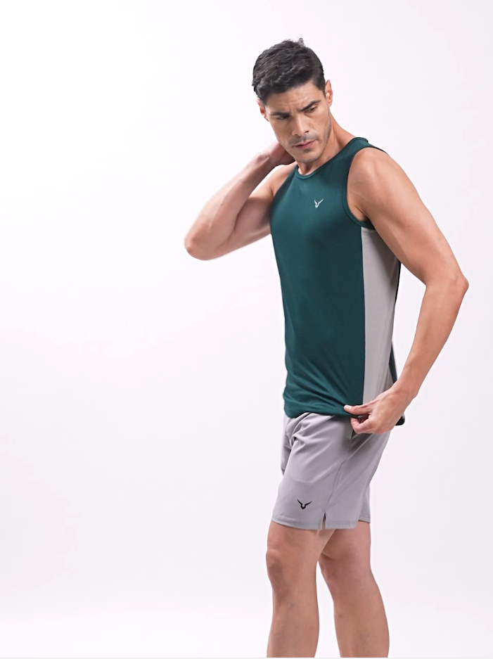 Invincible Men's Contrast Vest