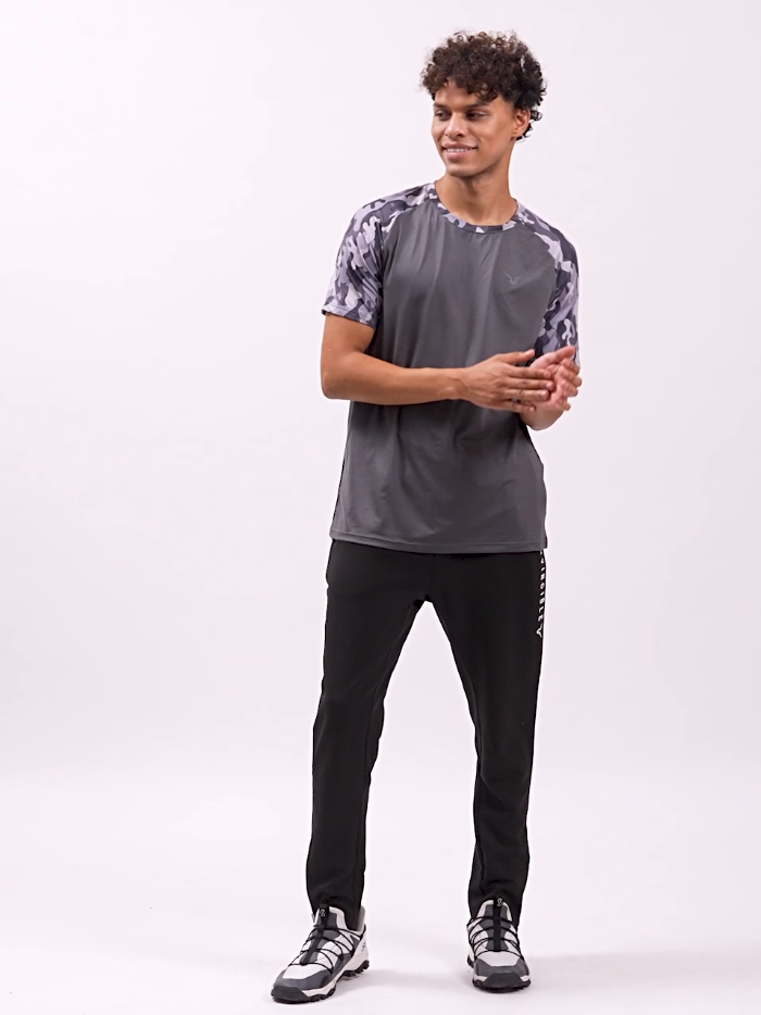 Invincible Men's Camo T-Shirt