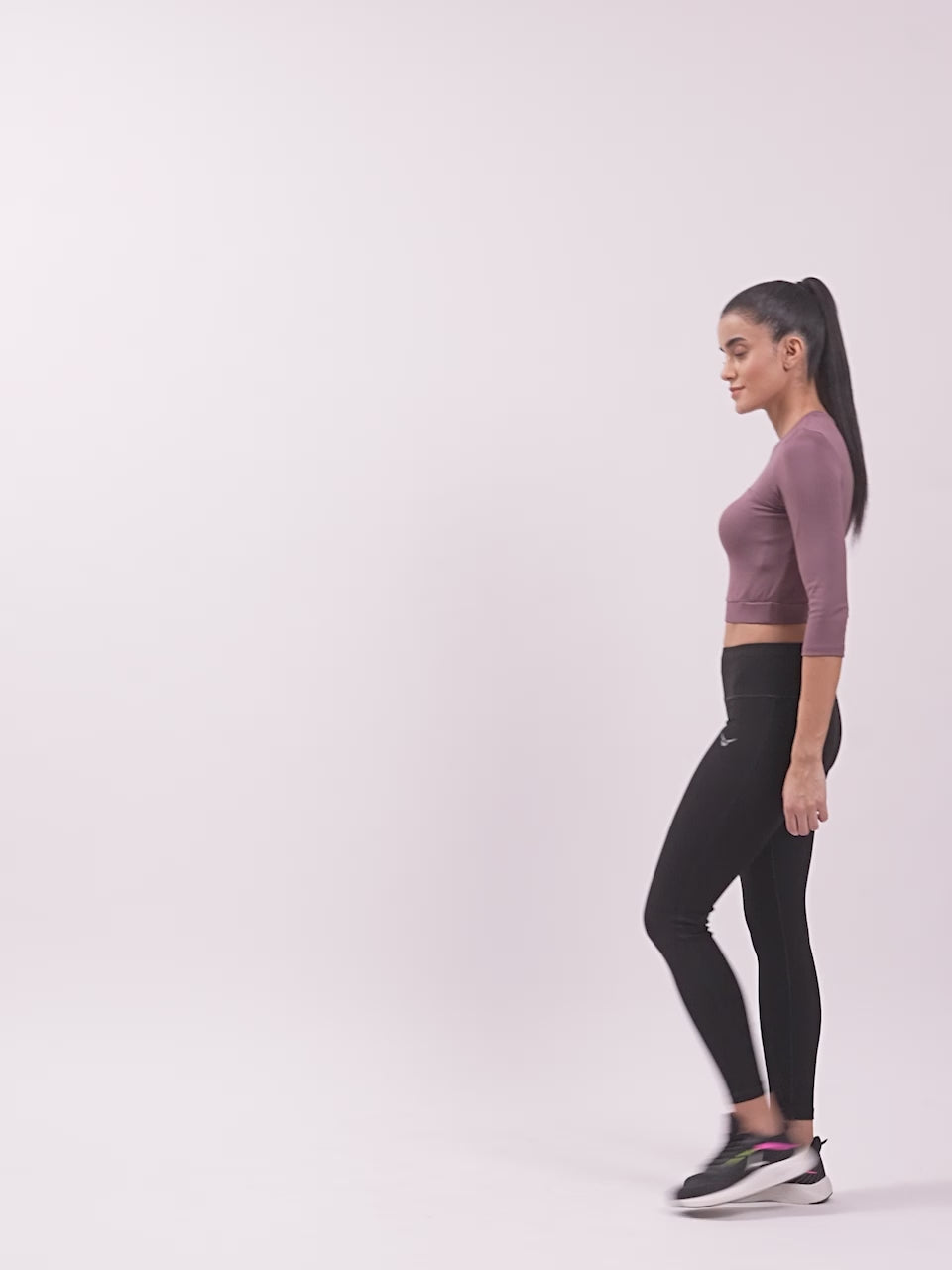 Invincible Women's Front Hole Crop Top