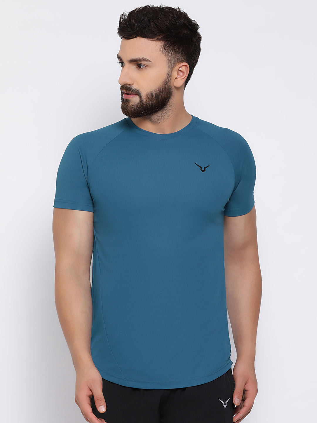 Invincible Men’s Scoop Round Neck Tee