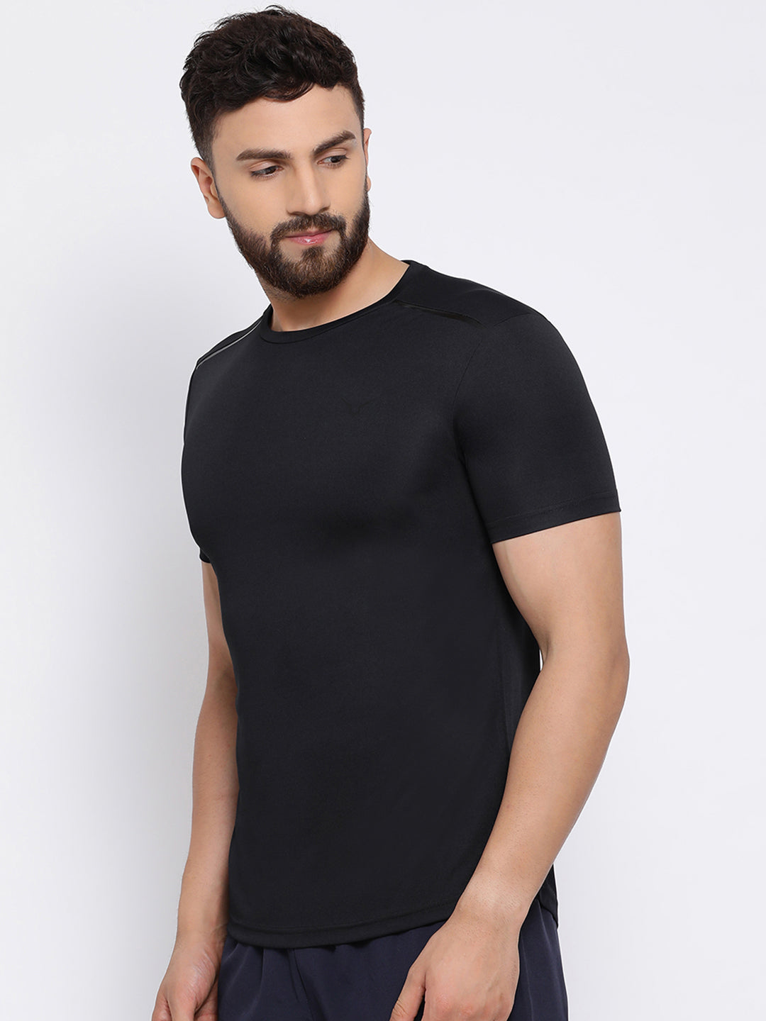 Invincible Men’s Scoop Flyweight Tee