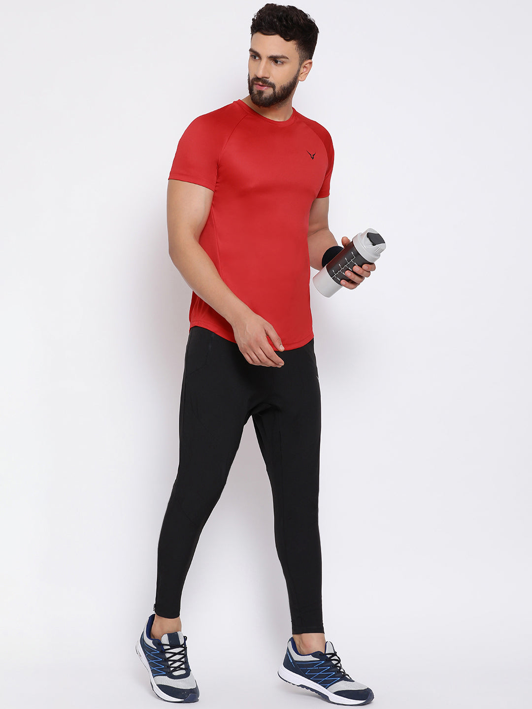 Invincible Men’s Scoop Round Neck Tee