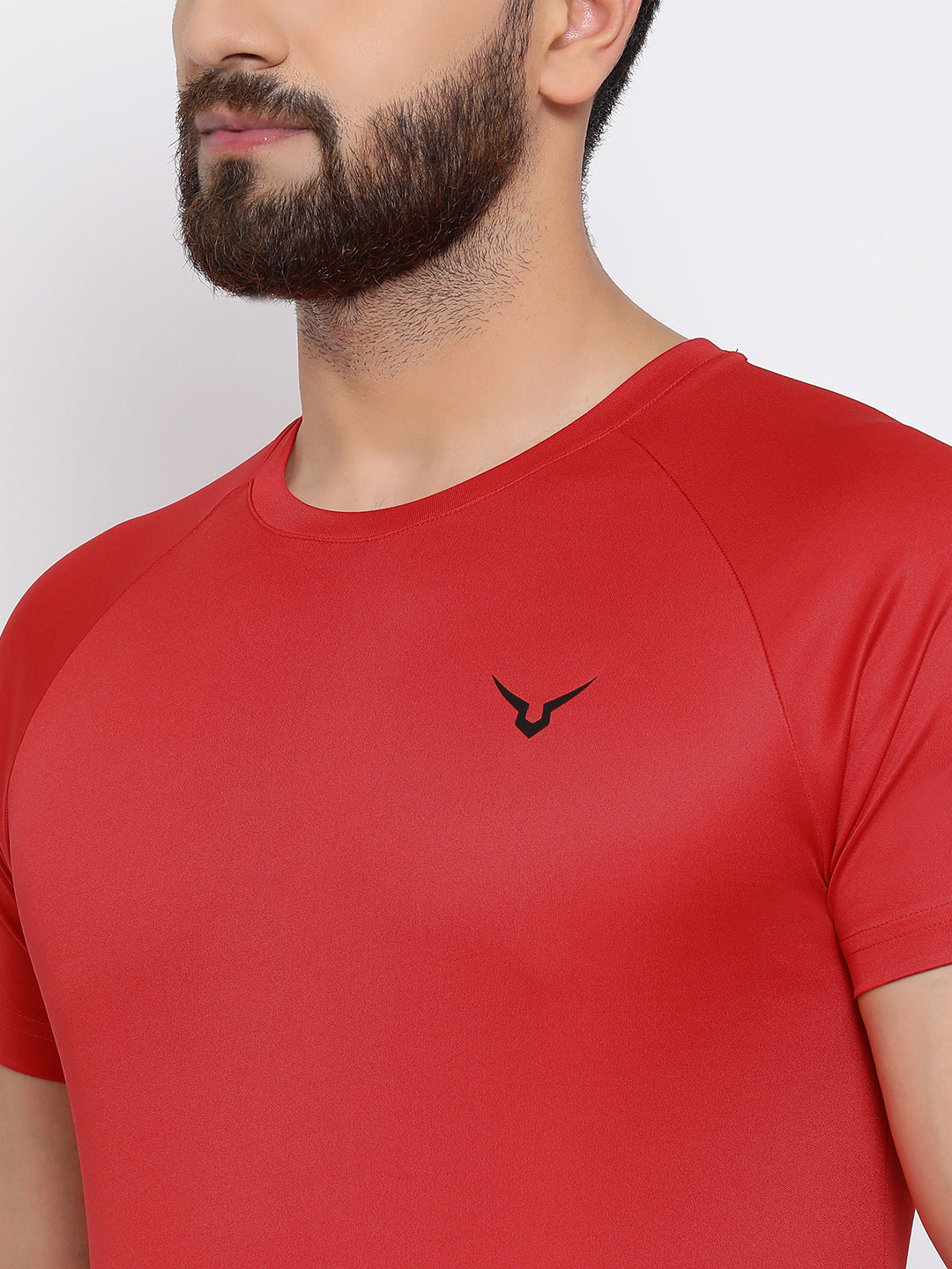 Invincible Men’s Scoop Round Neck Tee