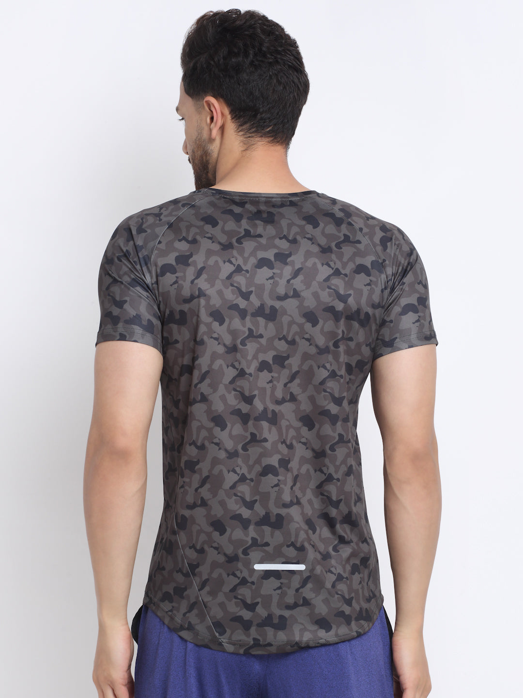 Invincible Men’s Scoop Round Neck Tee