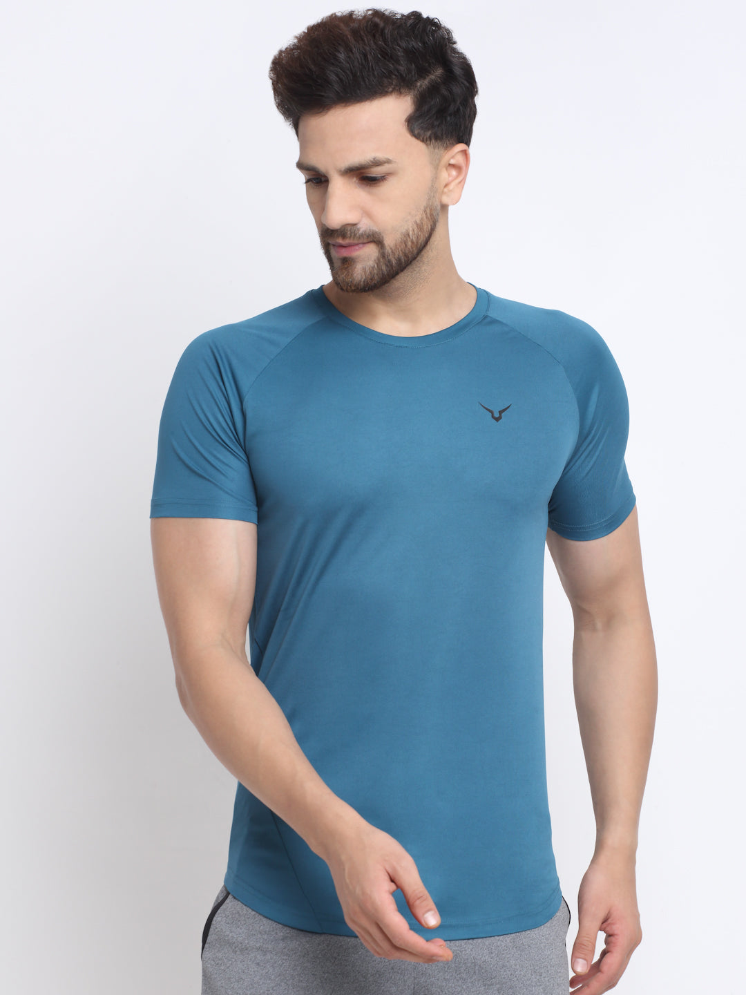 Invincible Men’s Scoop Round Neck Tee