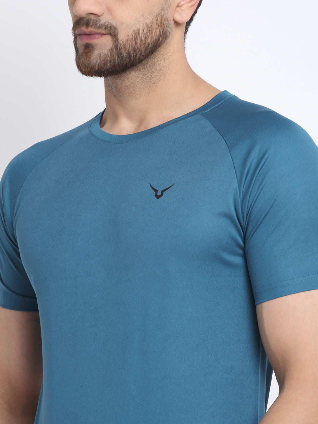 Invincible Men’s Scoop Round Neck Tee