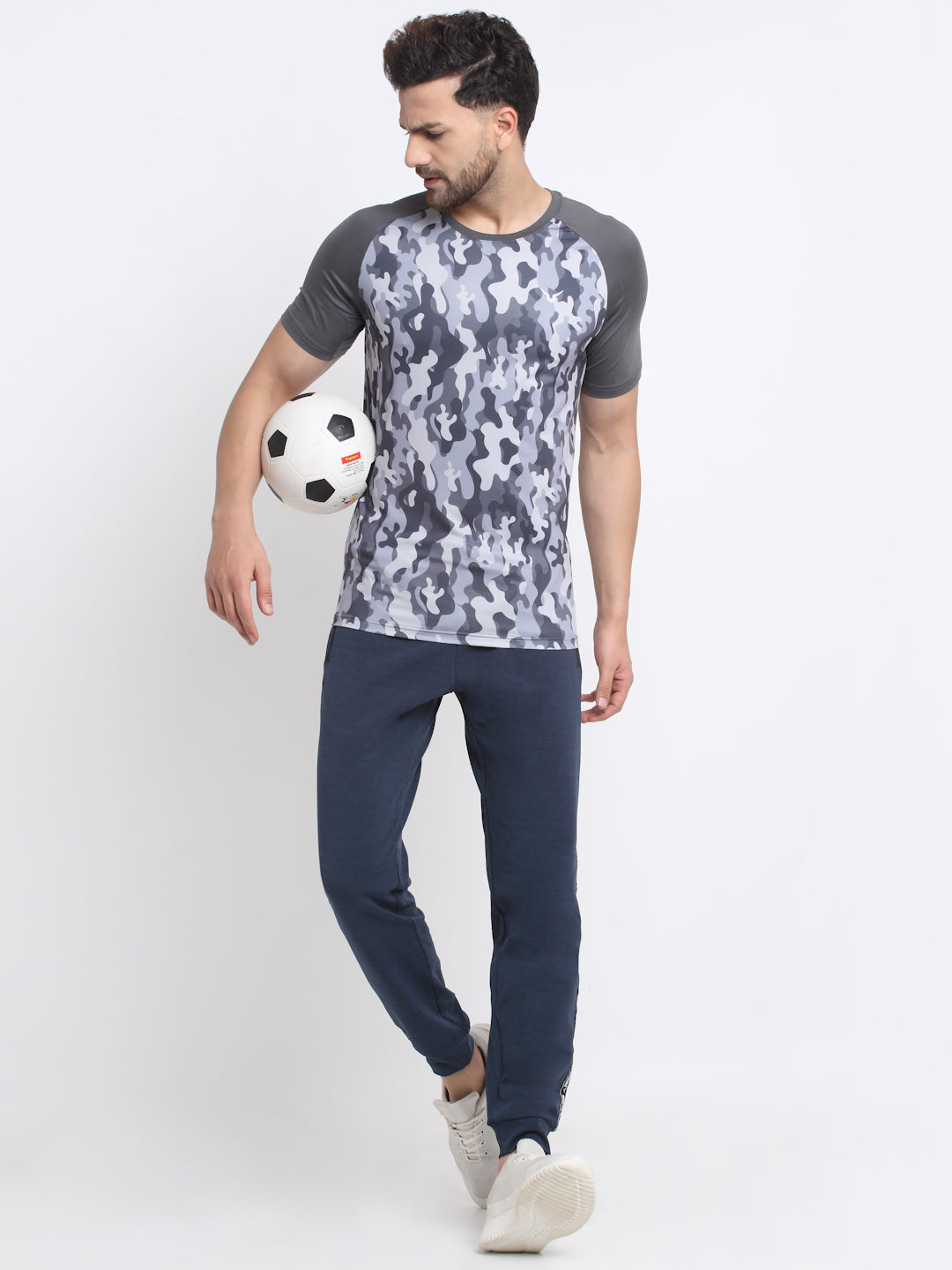 Invincible Men's Camo T-Shirt