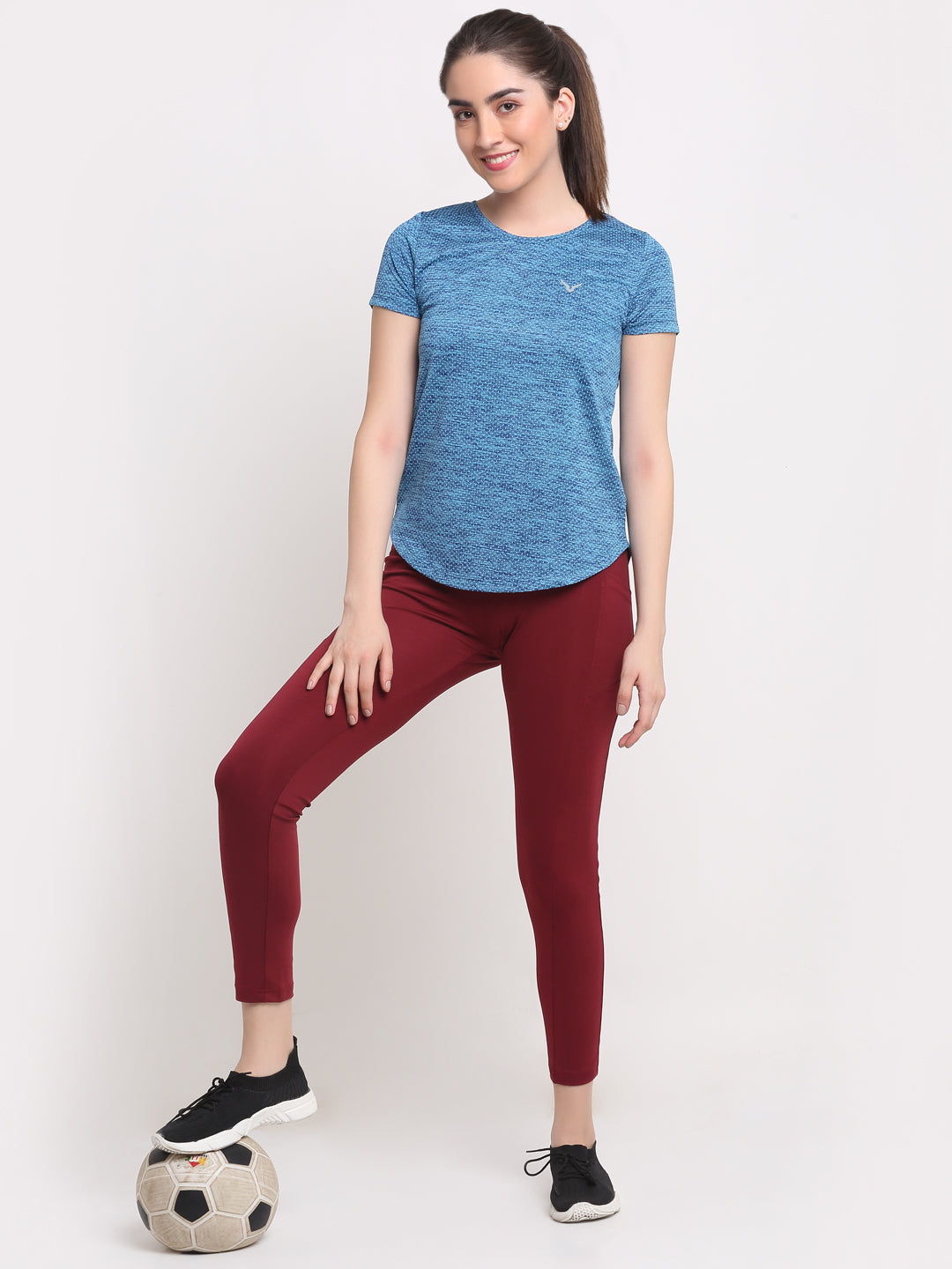 Invincible Women's Fitness Jacquard Tee