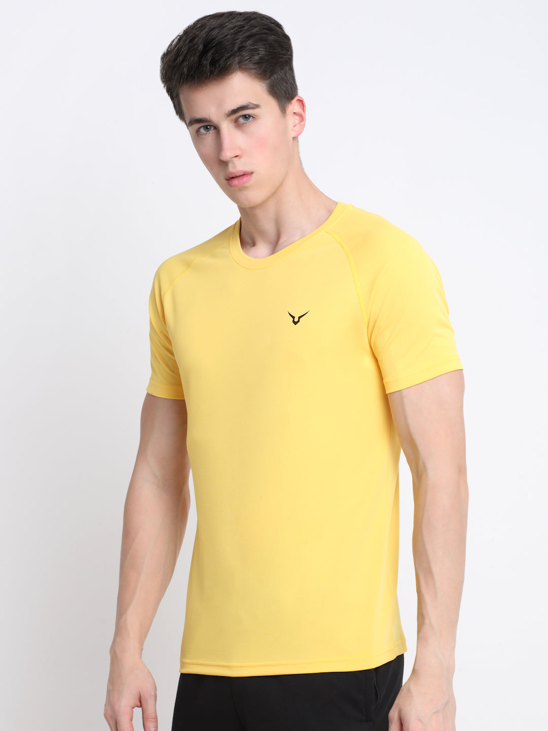 Invincible Men's Solid Training T-Shirt