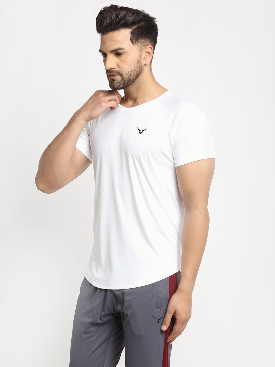 Invincible Men’s Scoop Round Neck Tee