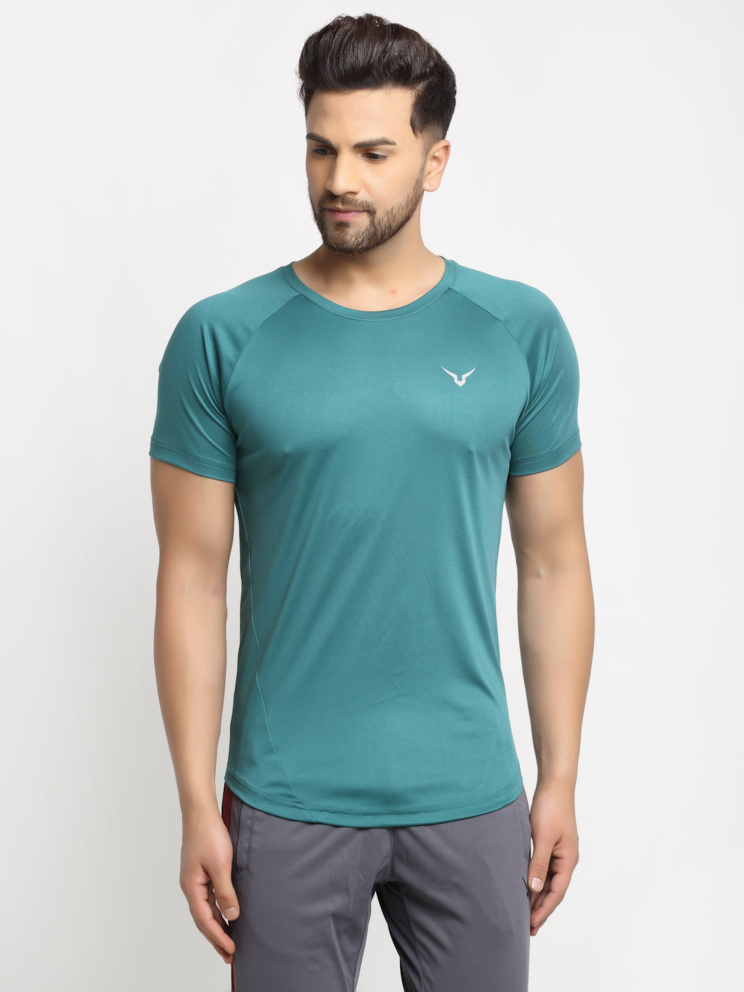 Invincible Men’s Scoop Round Neck Tee