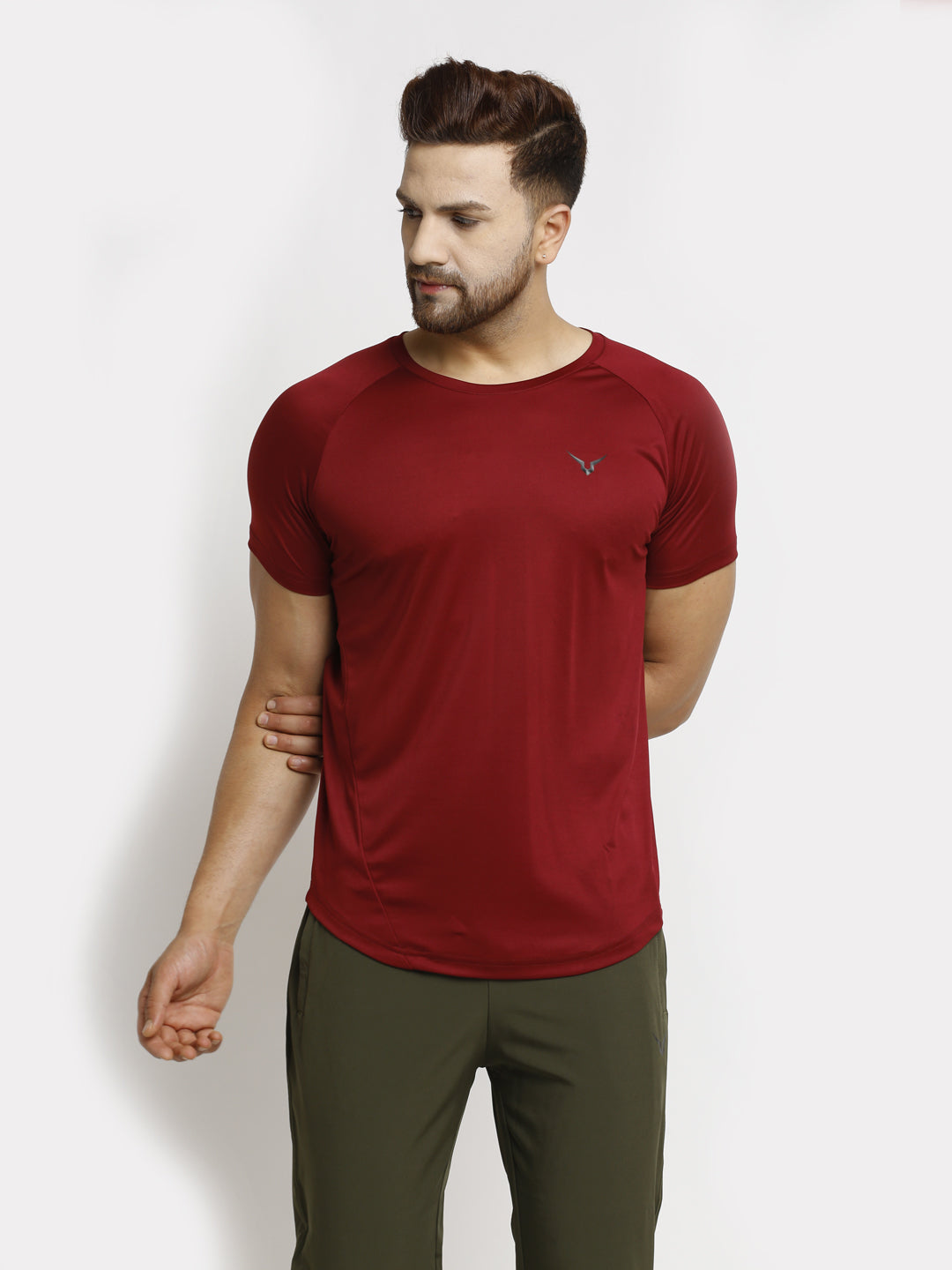 Invincible Men’s Scoop Round Neck Tee
