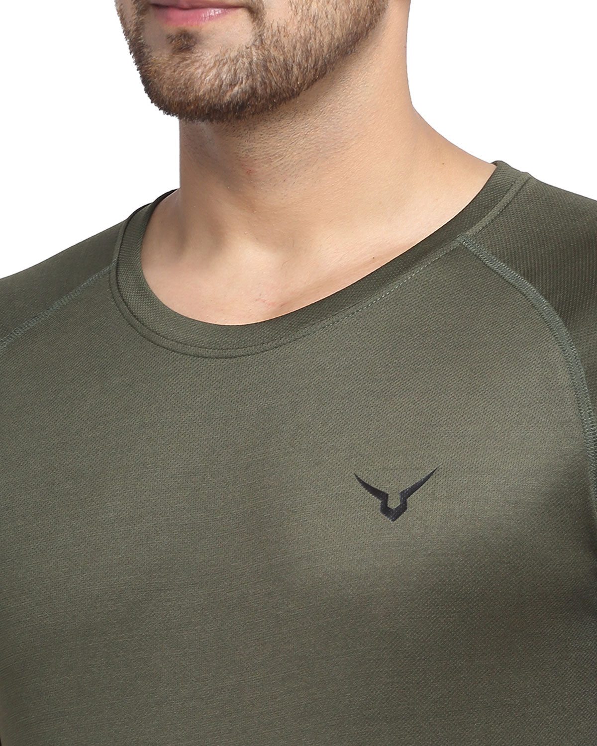 Invincible Men's Solid Training T-Shirt