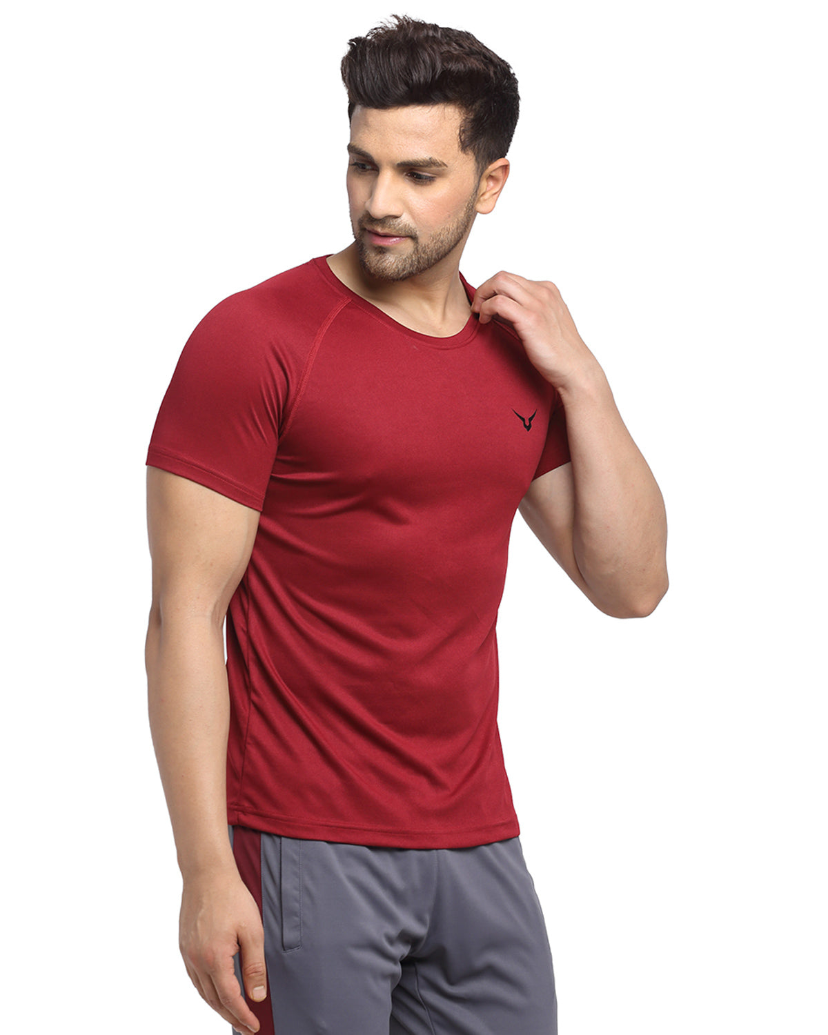 Invincible Men's Solid Training T-Shirt